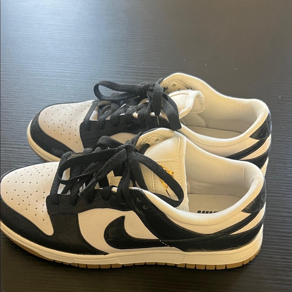 New Nike Dunks Black and White Women's Sneakers